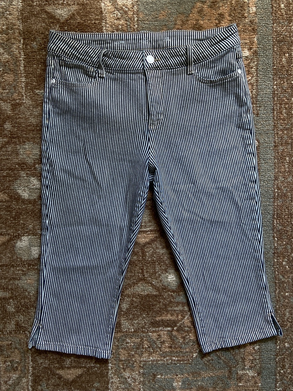 St John’s Bay Striped Capri Jeans - Navy and White